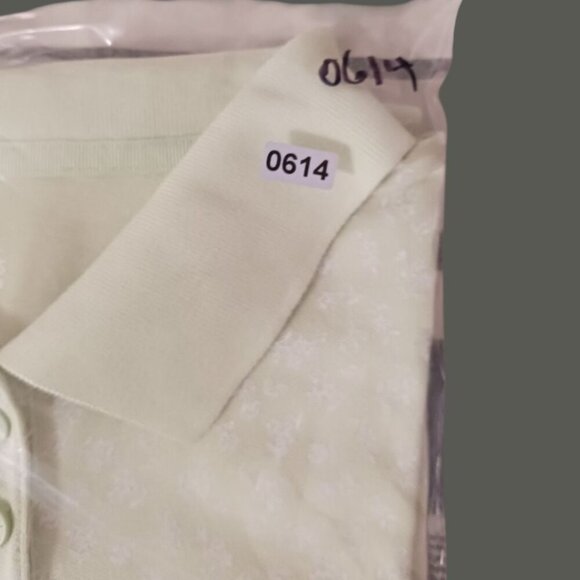 Basic Editions Womens Light Green Floral Polo Shirt Size Large - Picture 9 of 11